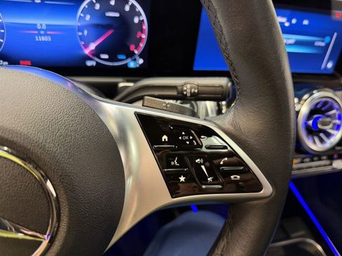 Certified 2024 Mercedes-Benz GLB 250 image 23