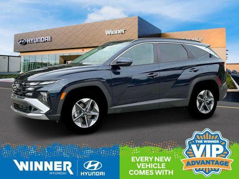 New 2025 Hyundai Tucson SEL image 2