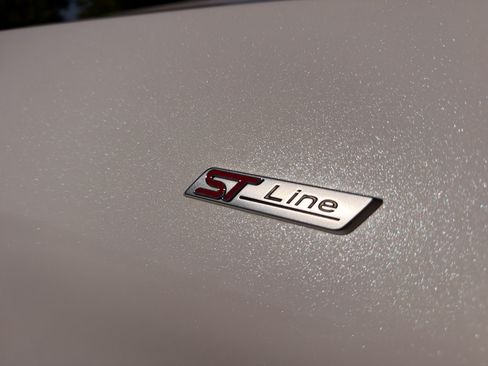 Used 2025 Ford Explorer ST-Line AWD/4WD image 10