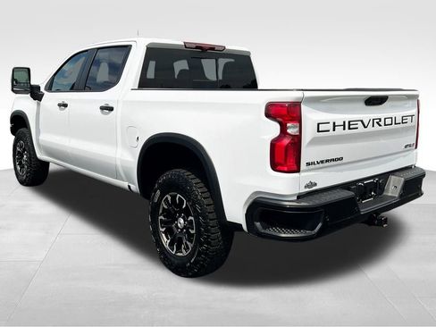 Used 2024 Chevrolet Silverado 1500 ZR2 w/ Technology Package image 14