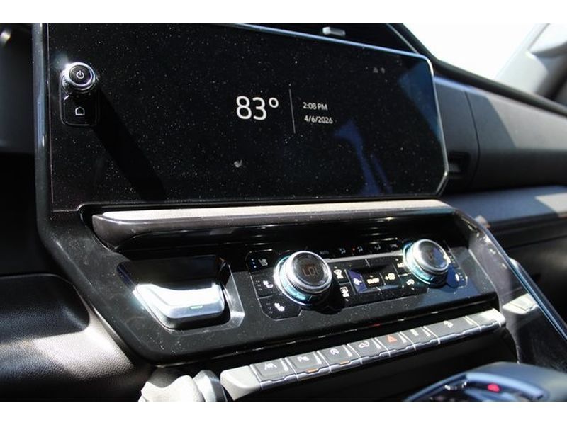 Used 2024 GMC Sierra 1500 AT4 w/ Technology Package AWD/4WD image 35