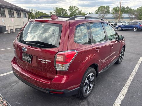 Used 2017 Subaru Forester 2.5i w/ Alloy Wheel Package AWD/4WD image 3