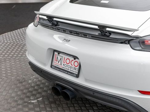 Used 2018 Porsche 718 Cayman image 37