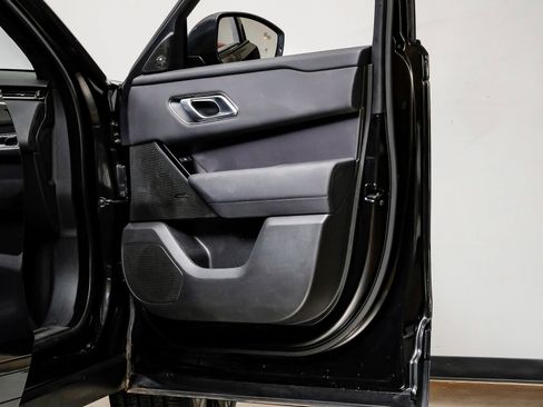 Used 2024 Land Rover Range Rover Velar Dynamic SE image 45