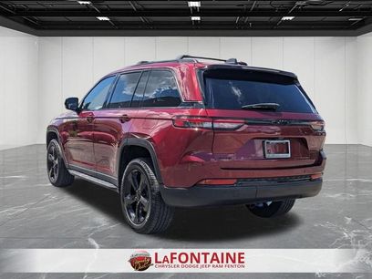 Used 2023 Jeep Grand Cherokee Altitude