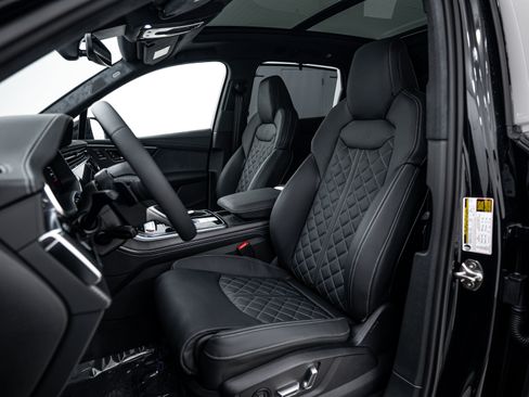 New 2026 Audi SQ7 Prestige image 16