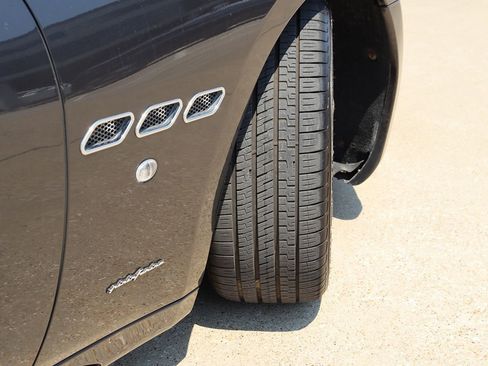 Used 2014 Maserati GranTurismo Sport image 49