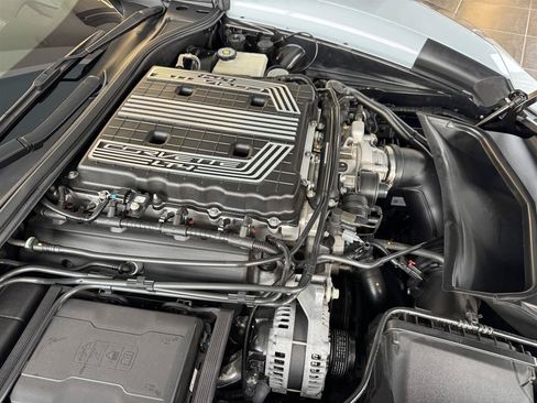 Used 2018 Chevrolet Corvette Z06 w/ Carbon 65 Edition RWD image 27