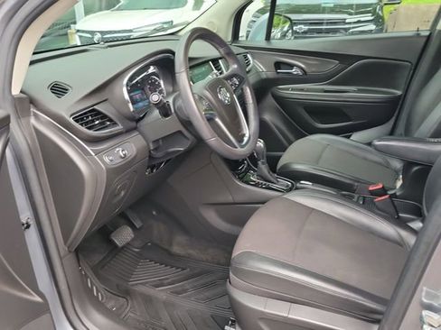 Used 2020 Buick Encore Preferred w/ Safety Package FWD image 12