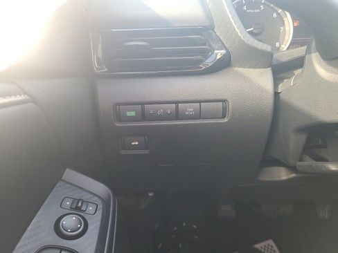 Used 2024 Nissan Sentra SV image 25