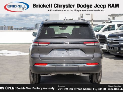 New 2025 Jeep Grand Cherokee Laredo X image 6