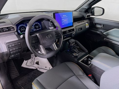 New 2026 Toyota Tacoma 4x4 Double Cab Hybrid image 10