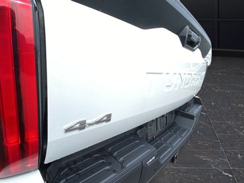 Used 2024 Toyota Tundra SR5 w/ SR5 Convenience Package AWD/4WD image 32