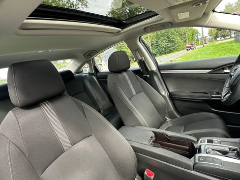 Used 2018 Honda Civic EX image 30
