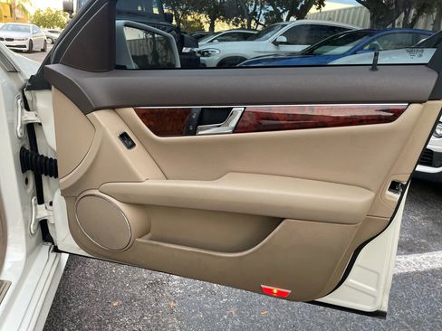 Used 2010 Mercedes-Benz C 300 Sedan image 29