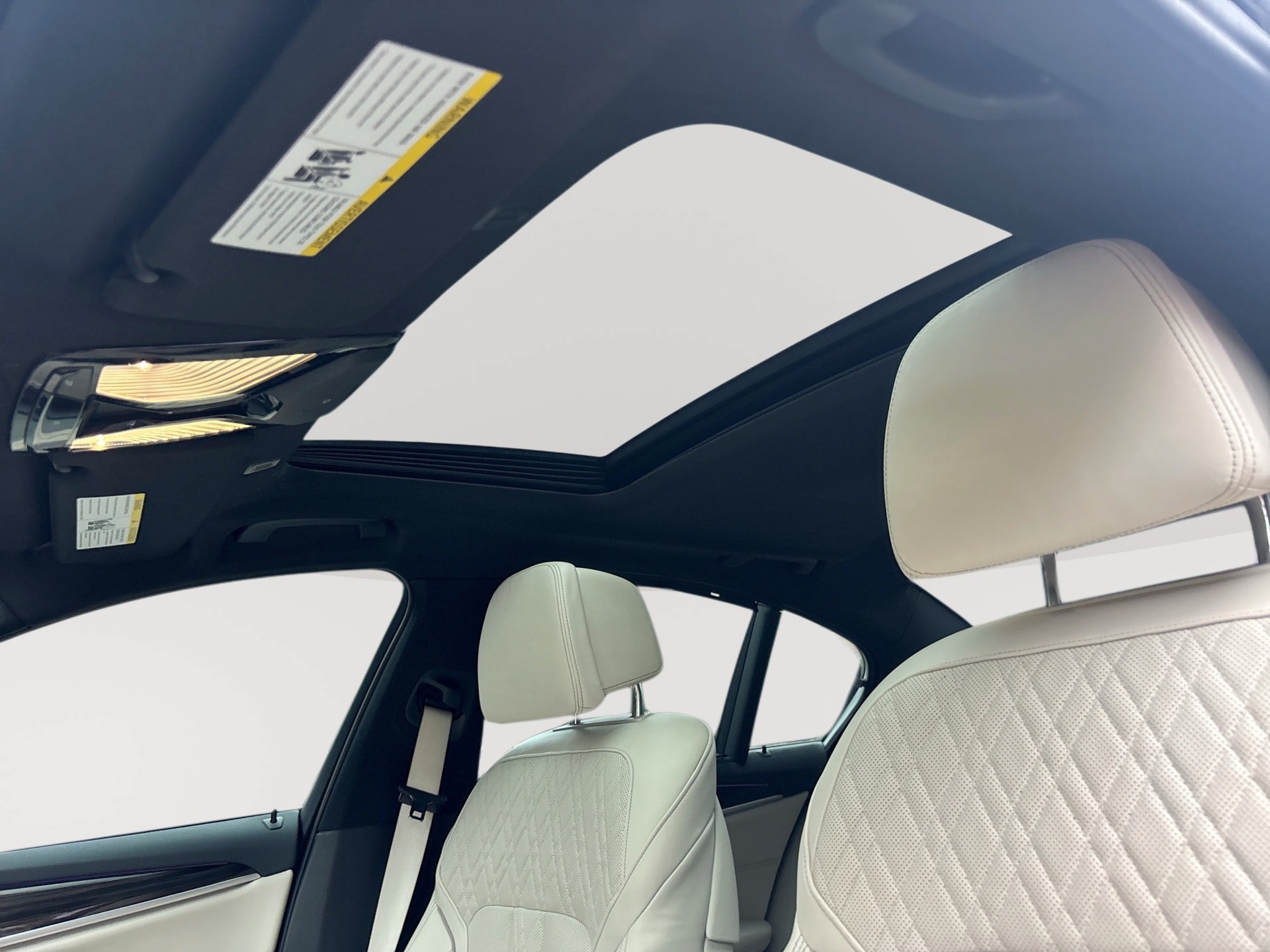 Used 2019 BMW 540i RWD image 16