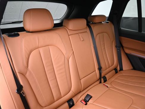 Certified 2022 BMW X5 sDrive40i w/ Premium Package image 26