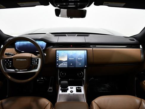 Used 2023 Land Rover Range Rover Autobiography AWD/4WD image 8