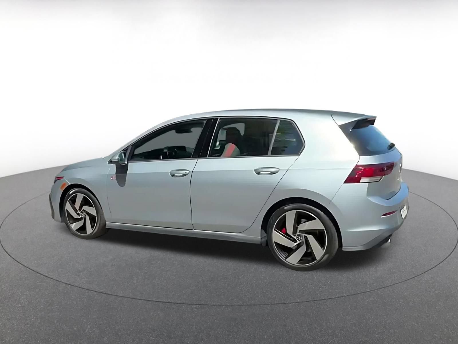 Used 2026 Volkswagen Golf S FWD image 9