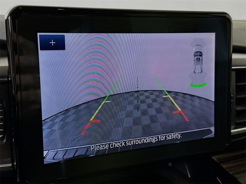 Used 2024 Ford Explorer Limited image 16