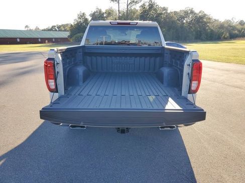 New 2026 GMC Sierra 1500 SLE image 29