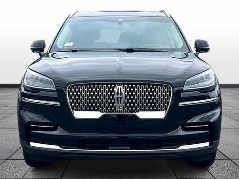 Certified 2023 Lincoln Aviator Reserve w/ Equipment Group 201A image 2