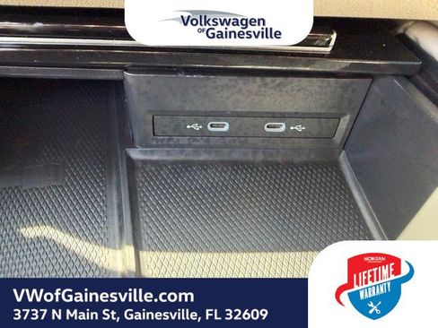 Certified 2024 Volkswagen Atlas SEL Premium R-Line AWD/4WD image 27