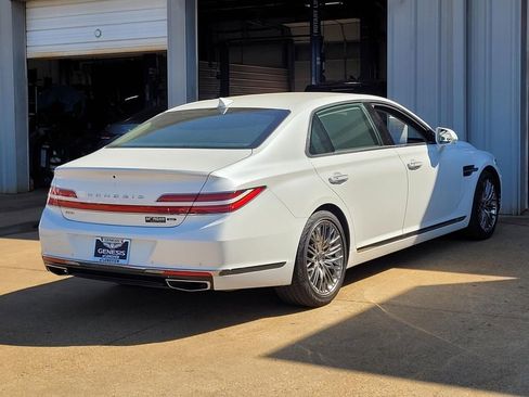 Used 2022 Genesis G90 5.0 Ultimate image 1