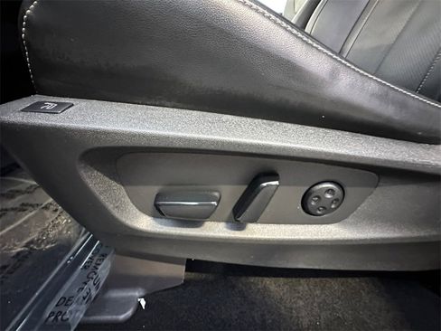 Used 2022 INFINITI QX60 Sensory w/ Cargo Package image 10