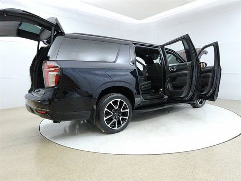 Used 2021 Chevrolet Suburban RST image 12