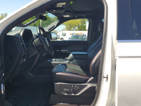 Certified 2021 Ford Expedition Limited image 22