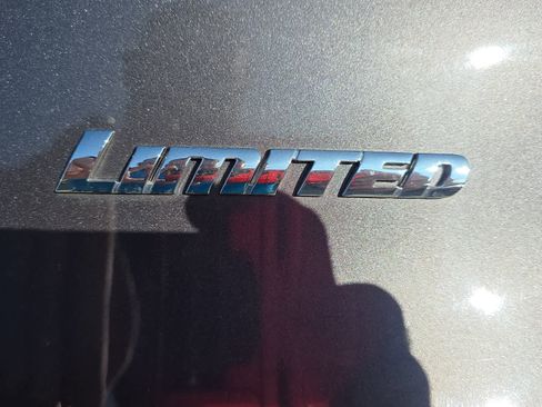 Used 2017 Toyota 4Runner Limited image 9