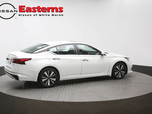 Used 2022 Nissan Altima 2.5 SV w/ SV Premium Package FWD image 42