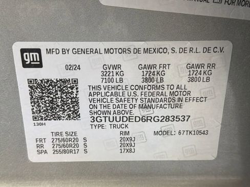 Used 2024 GMC Sierra 1500 SLT w/ SLT Premium Plus Package AWD/4WD image 37