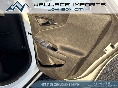 Used 2024 Chevrolet Malibu LT FWD image 38