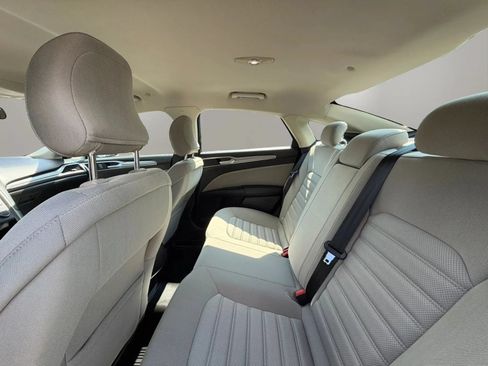 Used 2017 Ford Fusion S FWD image 21