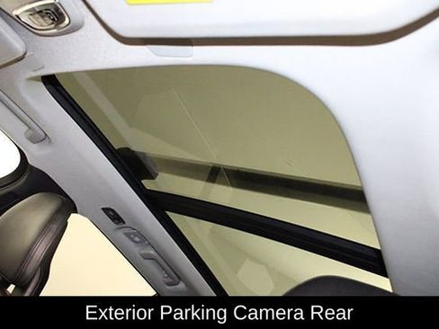 Used 2021 Volvo XC90 T6 Momentum w/ Protection Package Premier image 11