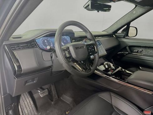 Used 2025 Land Rover Range Rover Sport SV Edition Two AWD/4WD image 9