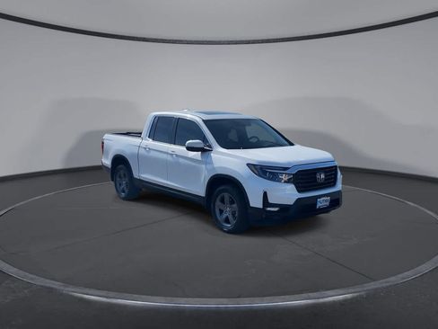 Used 2023 Honda Ridgeline RTL image 2