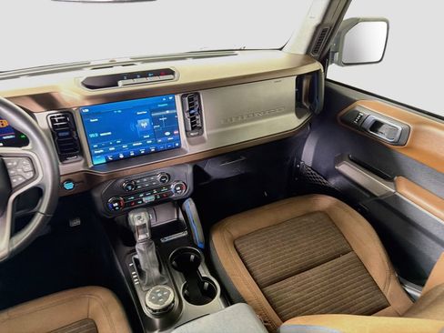 Used 2023 Ford Bronco Outer Banks AWD/4WD image 27