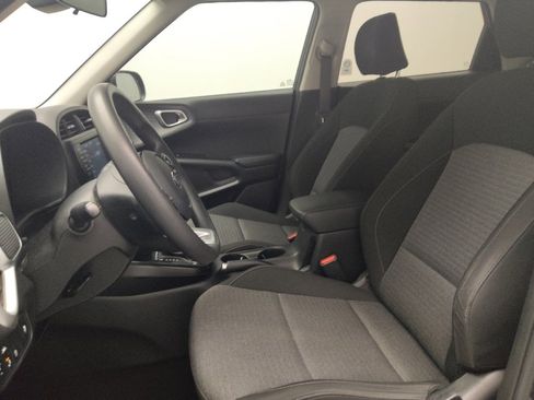 Used 2020 Kia Soul S image 17