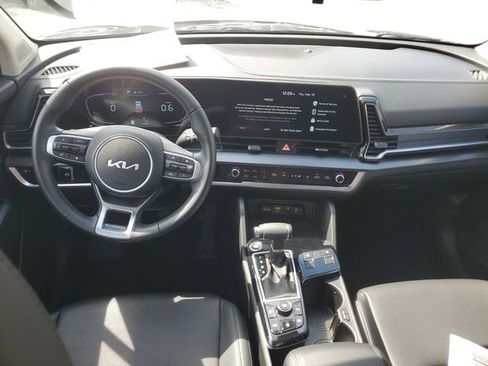 Certified 2024 Kia Sportage EX image 11