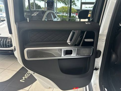 Used 2027 Mercedes-Benz G 63 AMG 4MATIC image 41