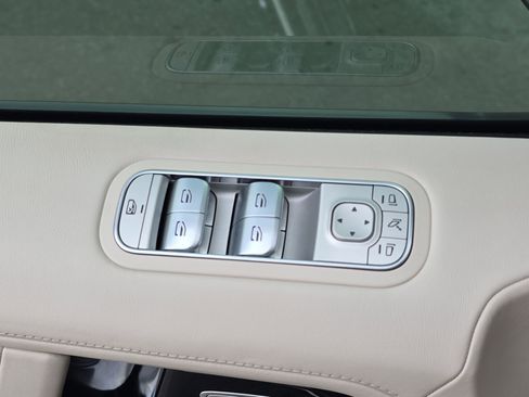 Certified 2022 Mercedes-Benz G 63 AMG 4MATIC image 26