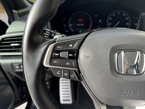 Used 2022 Honda Accord Sport image 16