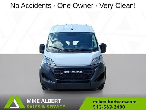 Used 2023 RAM ProMaster 2500 FWD image 2
