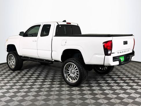 Used 2021 Toyota Tacoma SR w/ SR Convenience Package RWD image 6