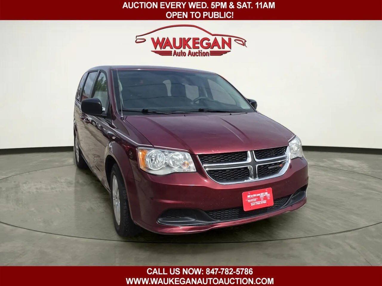 Used 2018 Dodge Grand Caravan SE w/ UConnect Hands-Free Group FWD image 3