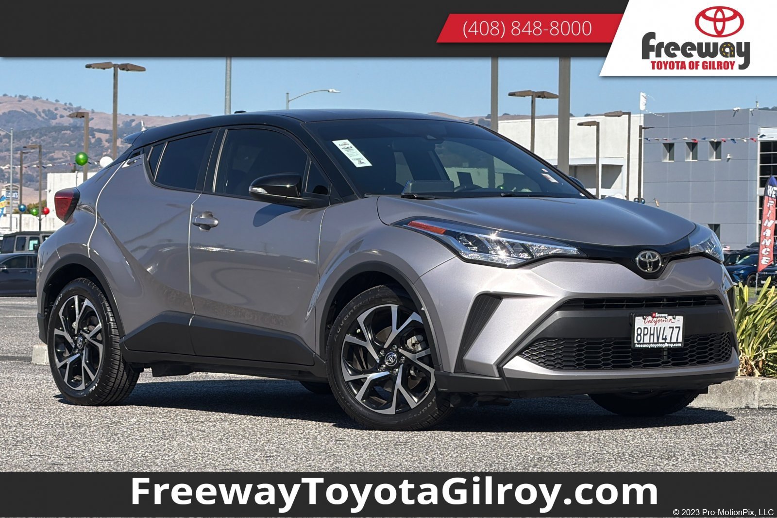 Used 2020 Toyota C-HR XLE FWD image 1