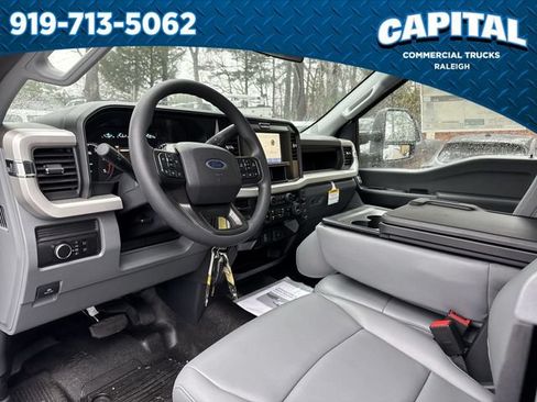 New 2026 Ford F550 4x4 Supercab Super Duty image 21